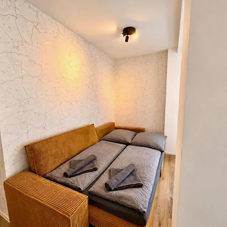 Nagelneues Stadtglanz Appartement Stuttgart