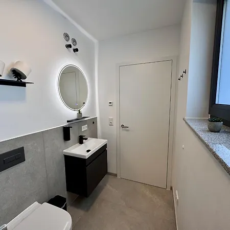 Nagelneues Stadtglanz Appartement *