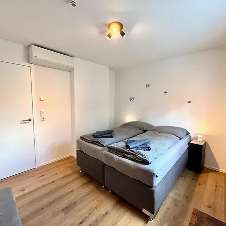 Nagelneues Stadtglanz Appartement Stuttgart