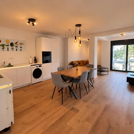 Appartement Nagelneues Stadtglanz Stuttgart